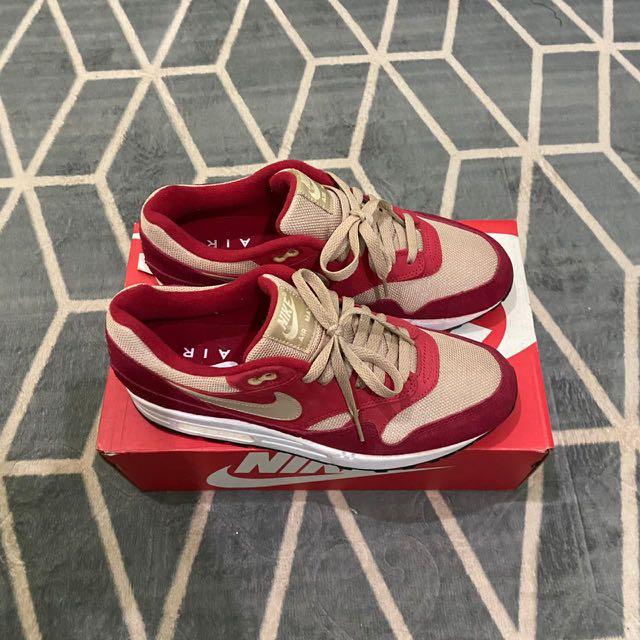 AIRMAX 1 RED CURRY, Men's Fashion, Footwear, Sneakers on Carousell