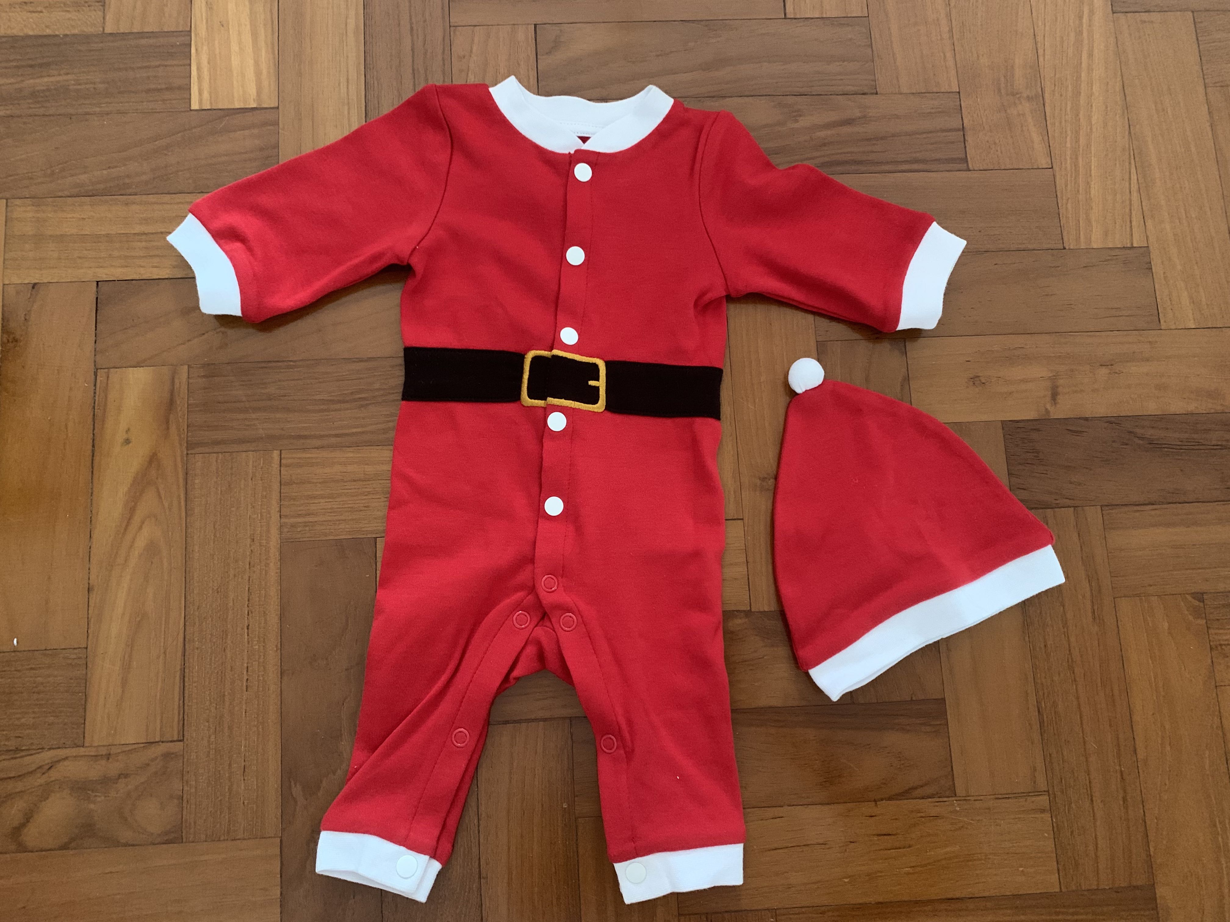 H&m santa costume top