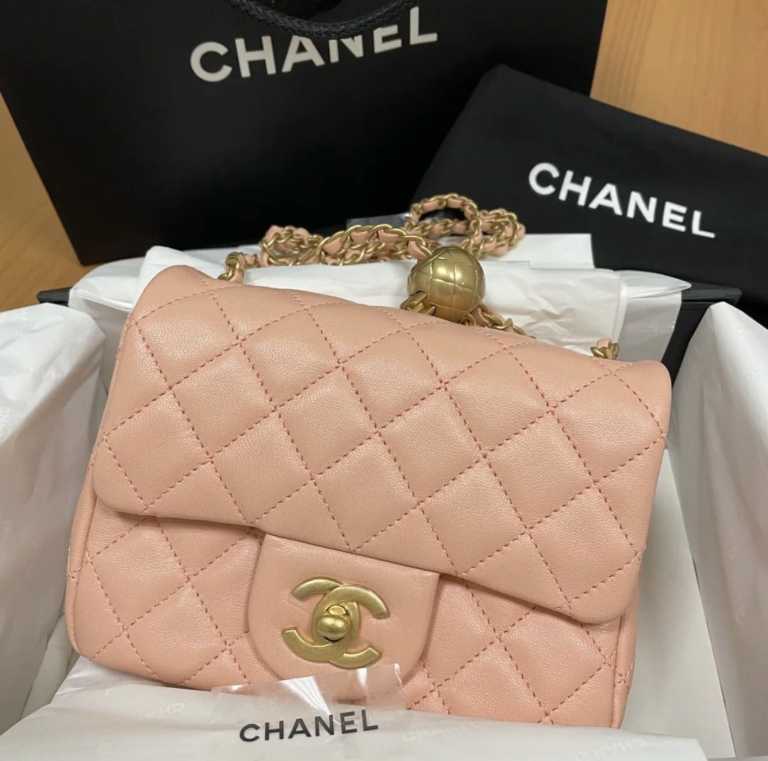 CHANEL 22C Beige Pearl Crush Square Mini GHW *New