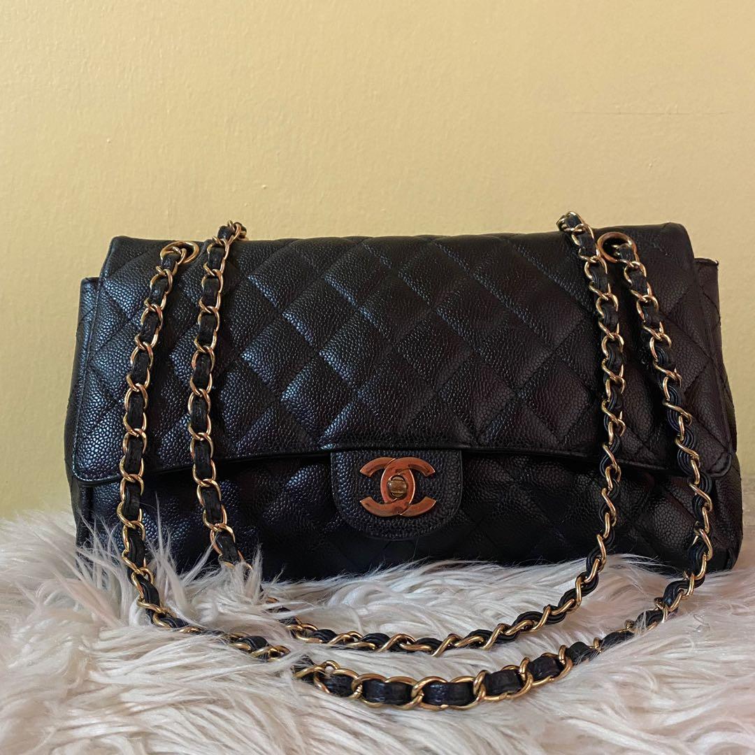 Chanel Vintage Quilted Circle CC Turnlock Flap Bag 21cm in Black Lambskin  24k GHW, Luxury, Bags & Wallets on Carousell