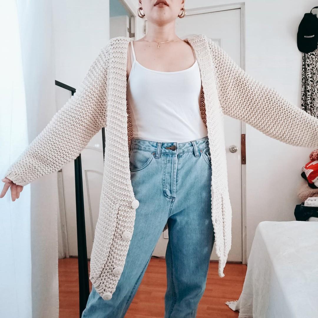 Huge cardigan hot sale