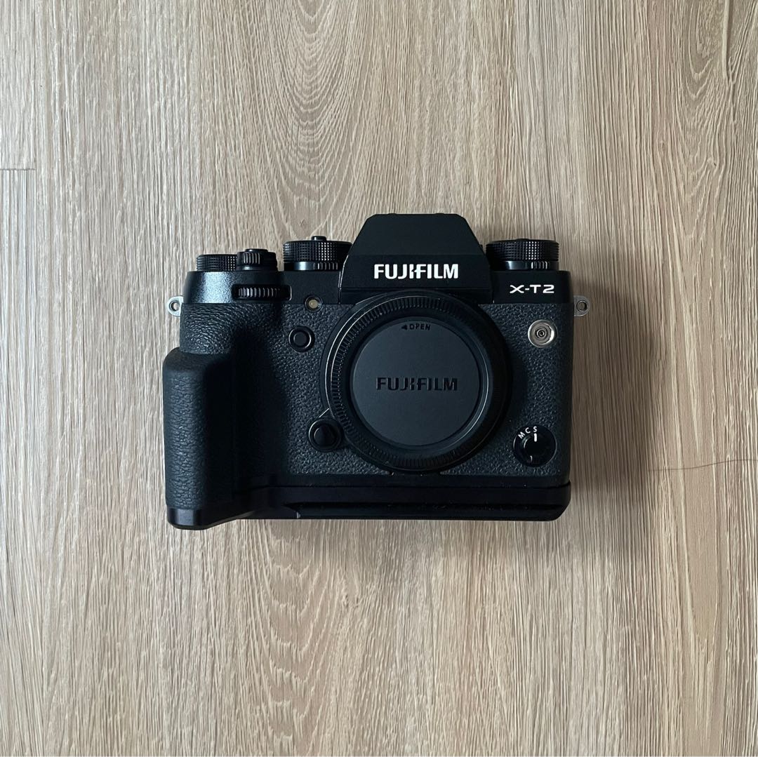 Fuji XT-2, Photography, Cameras on Carousell