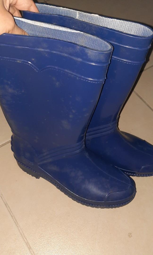 Used rain hotsell boots