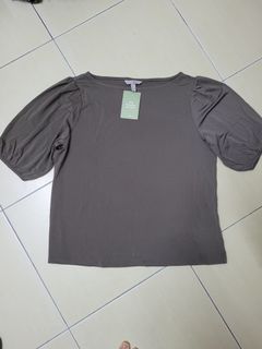 (Category: ) located in . Submitted by preloved_jun (Listing ID 1132009830, Image 1). Description: .