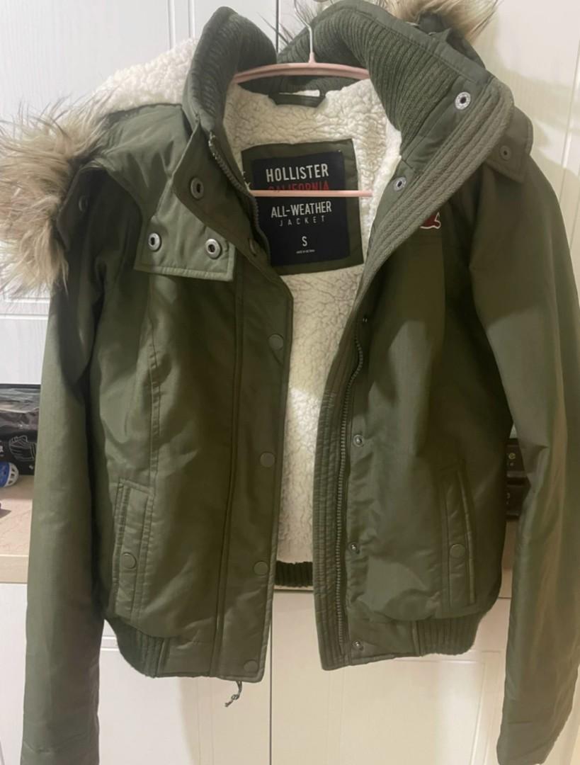 Hollister All-weather Bomber Jacket, 女裝, 外套及戶外衣服- Carousell