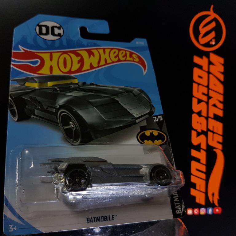 Hot wheels outlet batmobile 2019