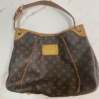 (Category: ) located in . Submitted by fyrazak (Listing ID 1132039531, Image 1). Description: .