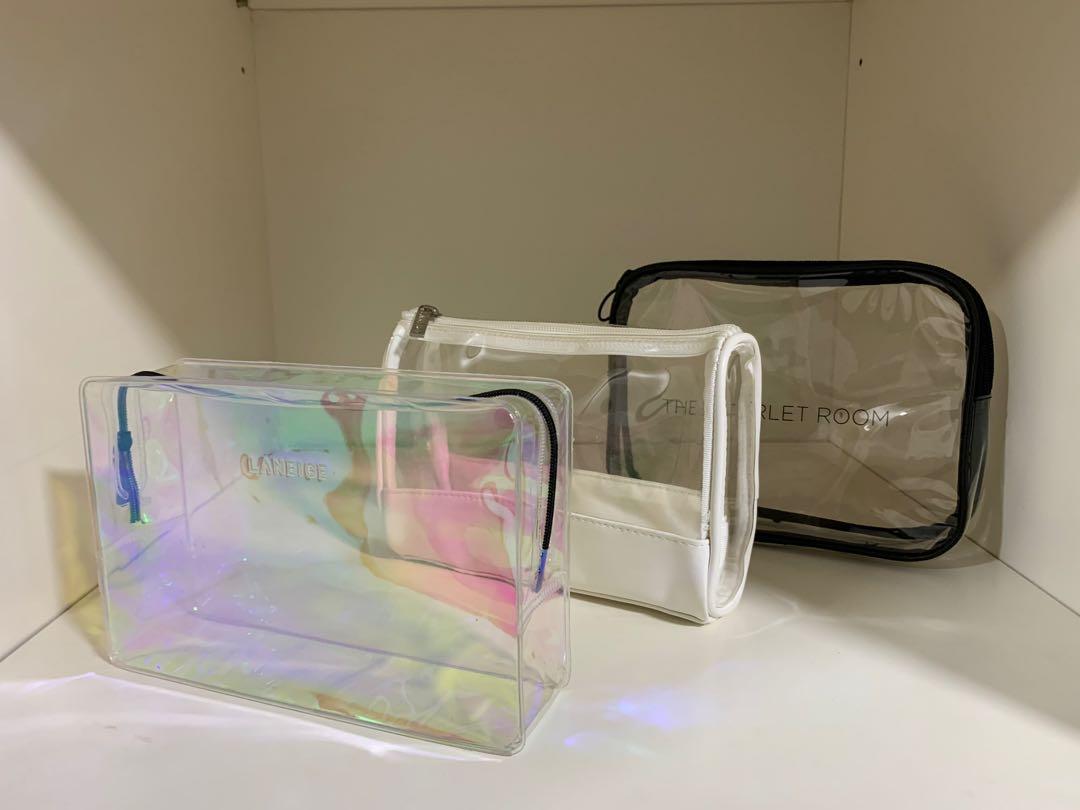 Makeup pouch (Category: Accessory holder, box & organizers) located in Singapore. Submitted by c10oudwalker (Listing ID 1132034668, Image 1). Description: Three pouches for $10 One for $5 .