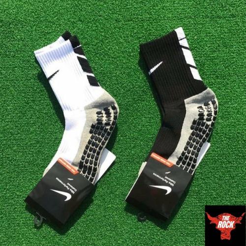 Nike Anti Slip Socks Men s Fashion Activewear on Carousell