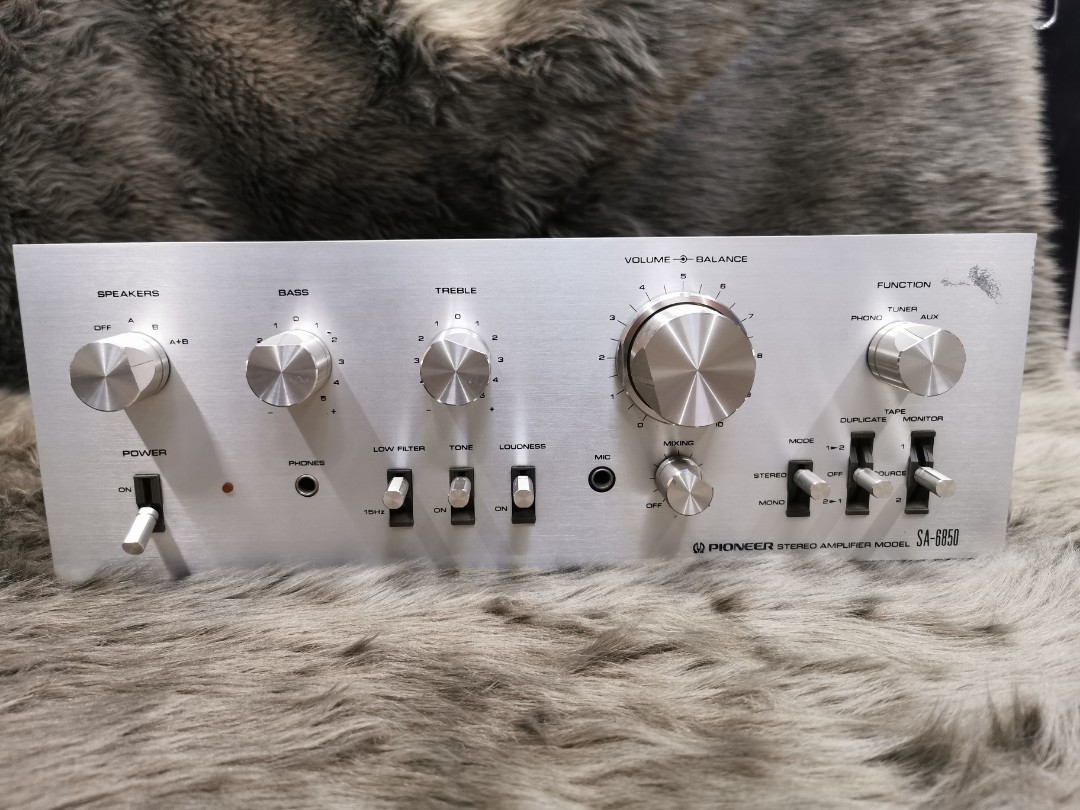 Pioneer SA-6850 integrated stereo amplifier, Audio