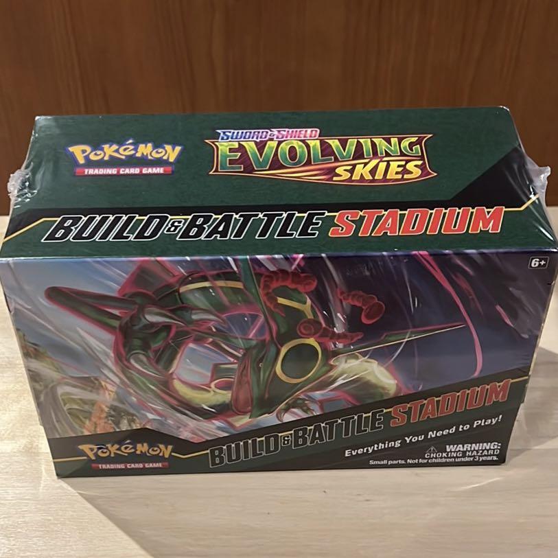Pokemon TCG Evolving Skies Build and Battle Stadium, Hobbies & Toys