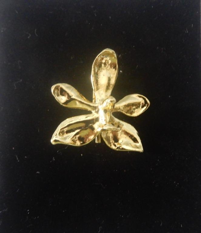 Gold plated cheap brooch