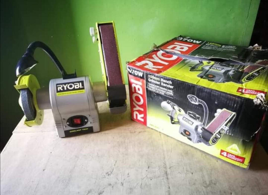 Ryobi bench grinder and sander, Commercial & Industrial, Construction