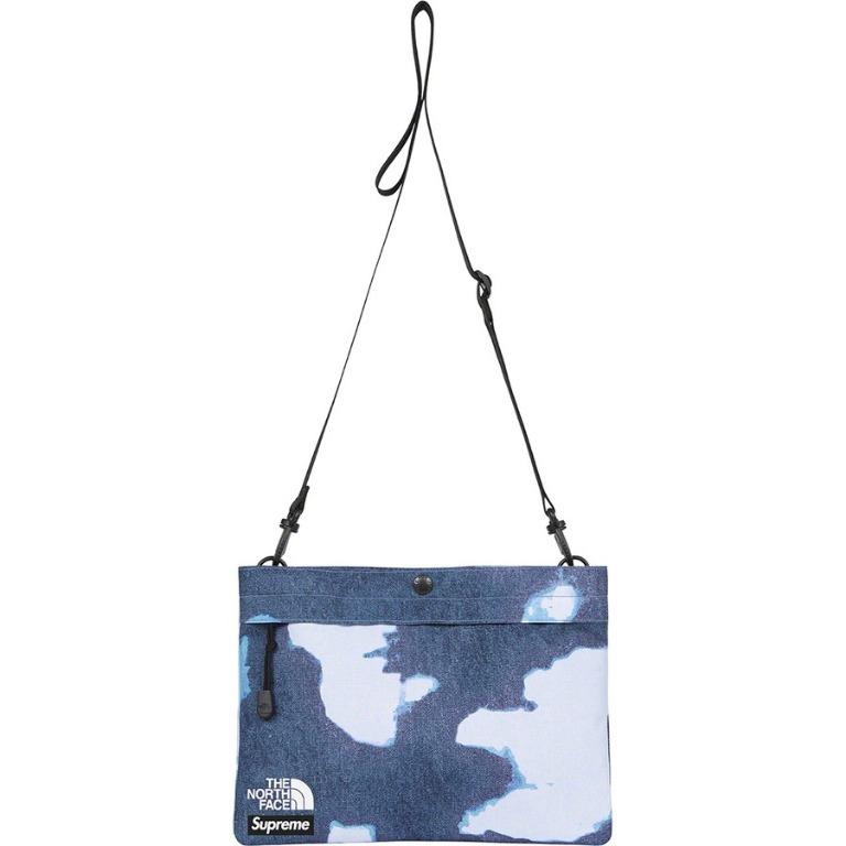 Supreme® x The North Face® Bleached Denim Print Shoulder Bag 肩袋