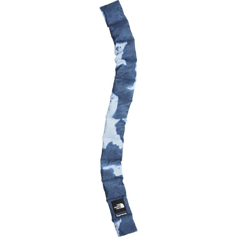 Supreme® x The North Face® Bleached Denim Print 700-Fill Down 