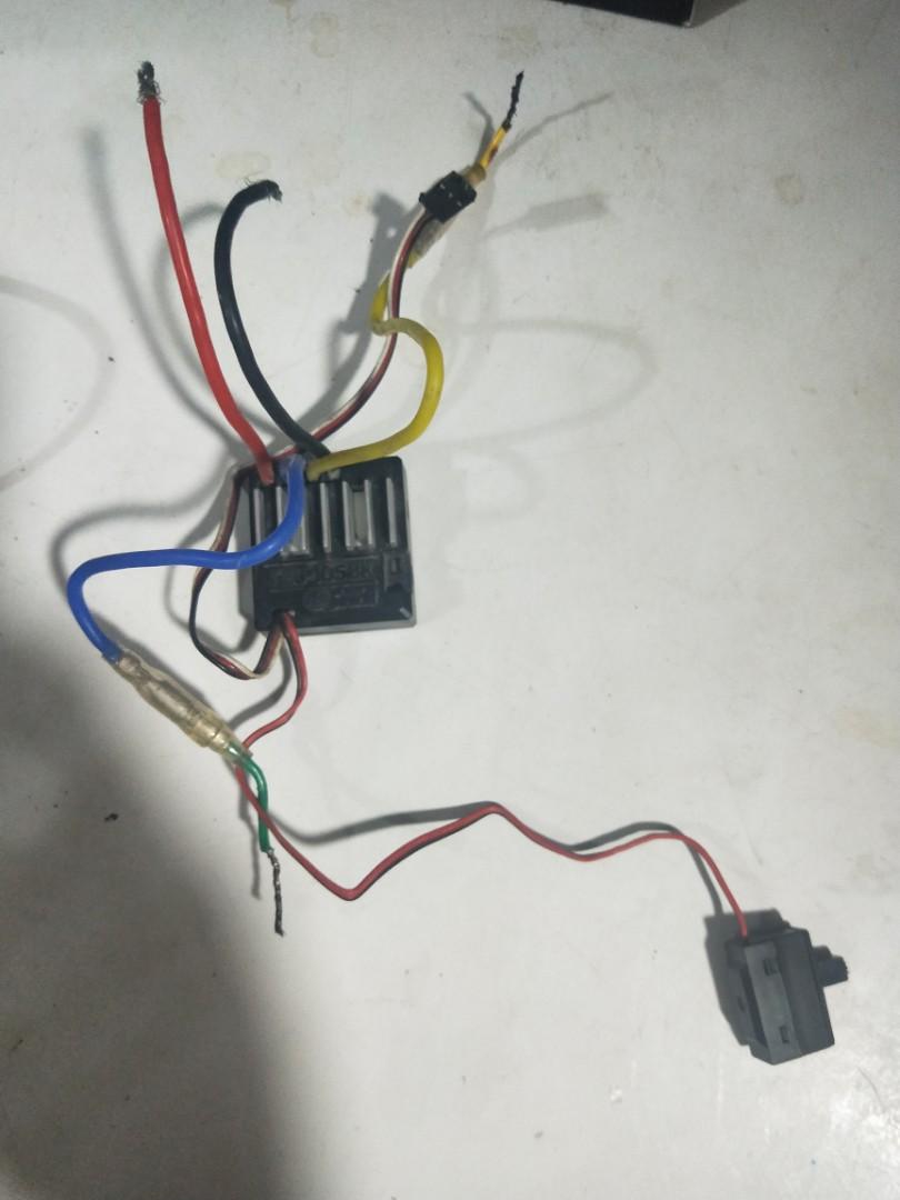 Tamiya brushed esc, Hobbies & Toys, Toys & Games on Carousell