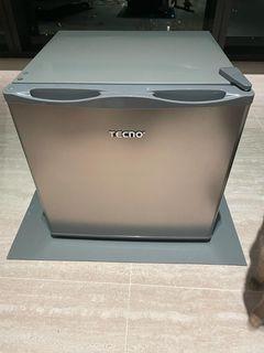 TECNO Mini Freezer