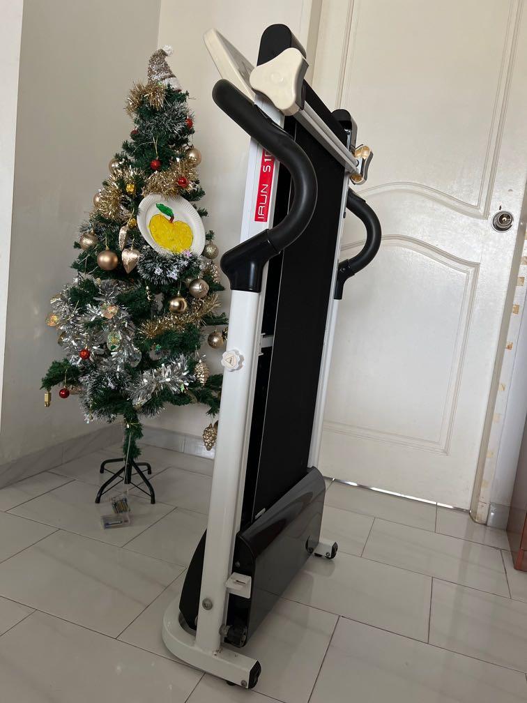 Treadmill TM188 IRun S100 Sports Equipment Exercise Fitness Cardio Fitness Machines on Carousell