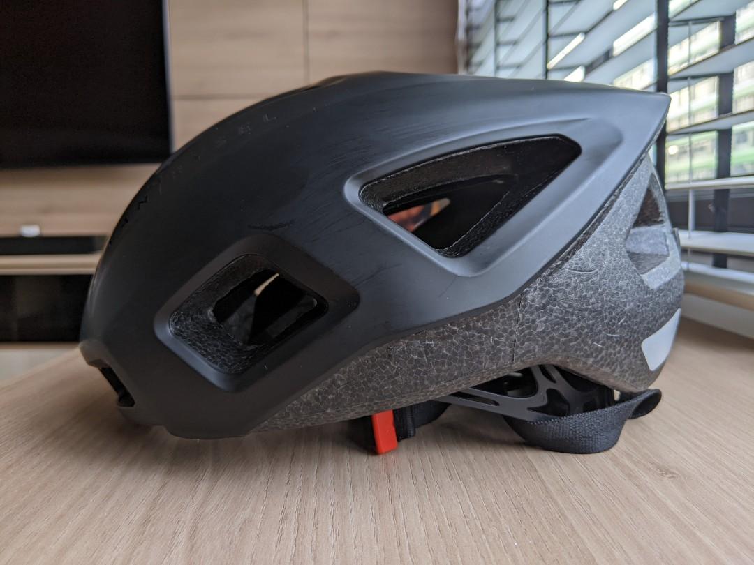 WTS: Van Rysel RoadR 100 cycling helmet 
