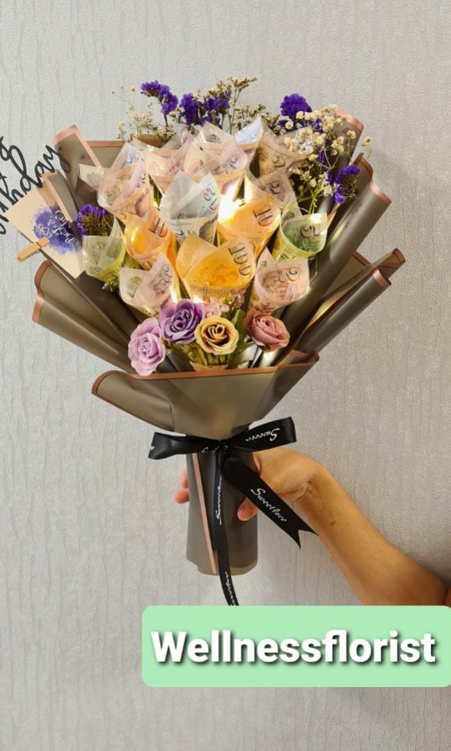 蓝蓝的钞票花束 Blue Money Rose Bouquet 情人节 母亲节 礼物 钱花束 Duit Bouquet Money bunga  Mother's Day Valentine surprise Gift A No add on