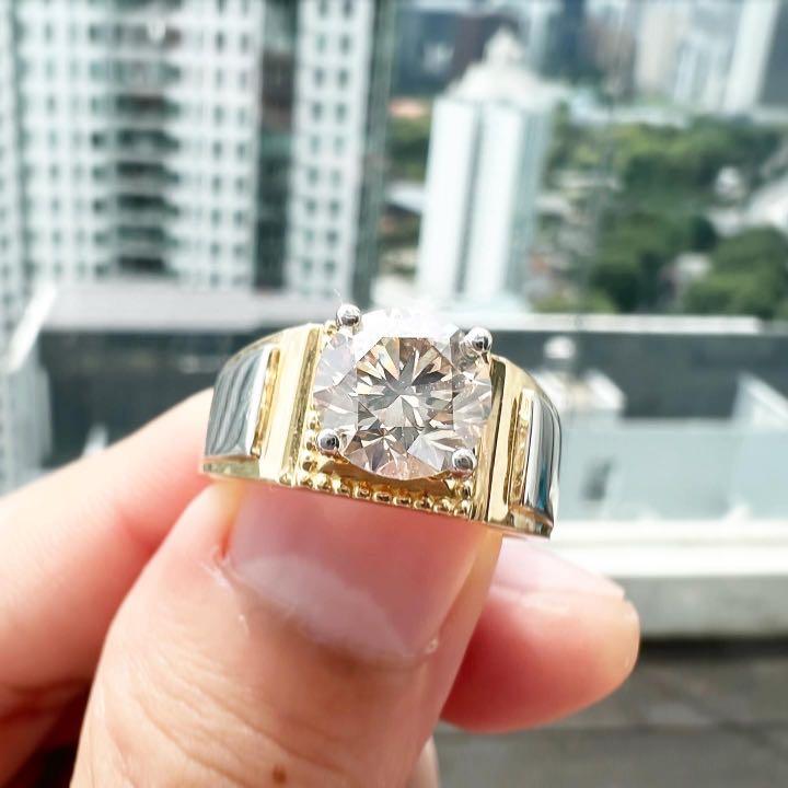 Gold diamond outlet