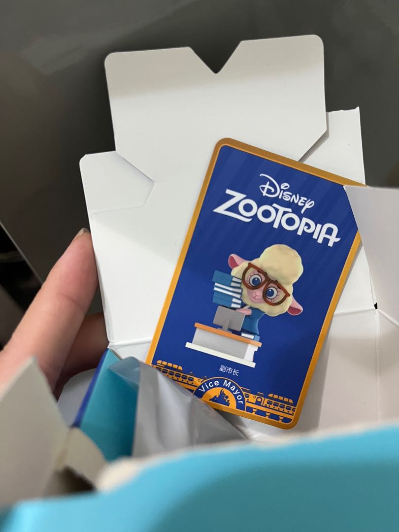 優獸大都會 Zootopia 盲盒 模型, 興趣及遊戲, 玩具 & 遊戲類 - Carousell
