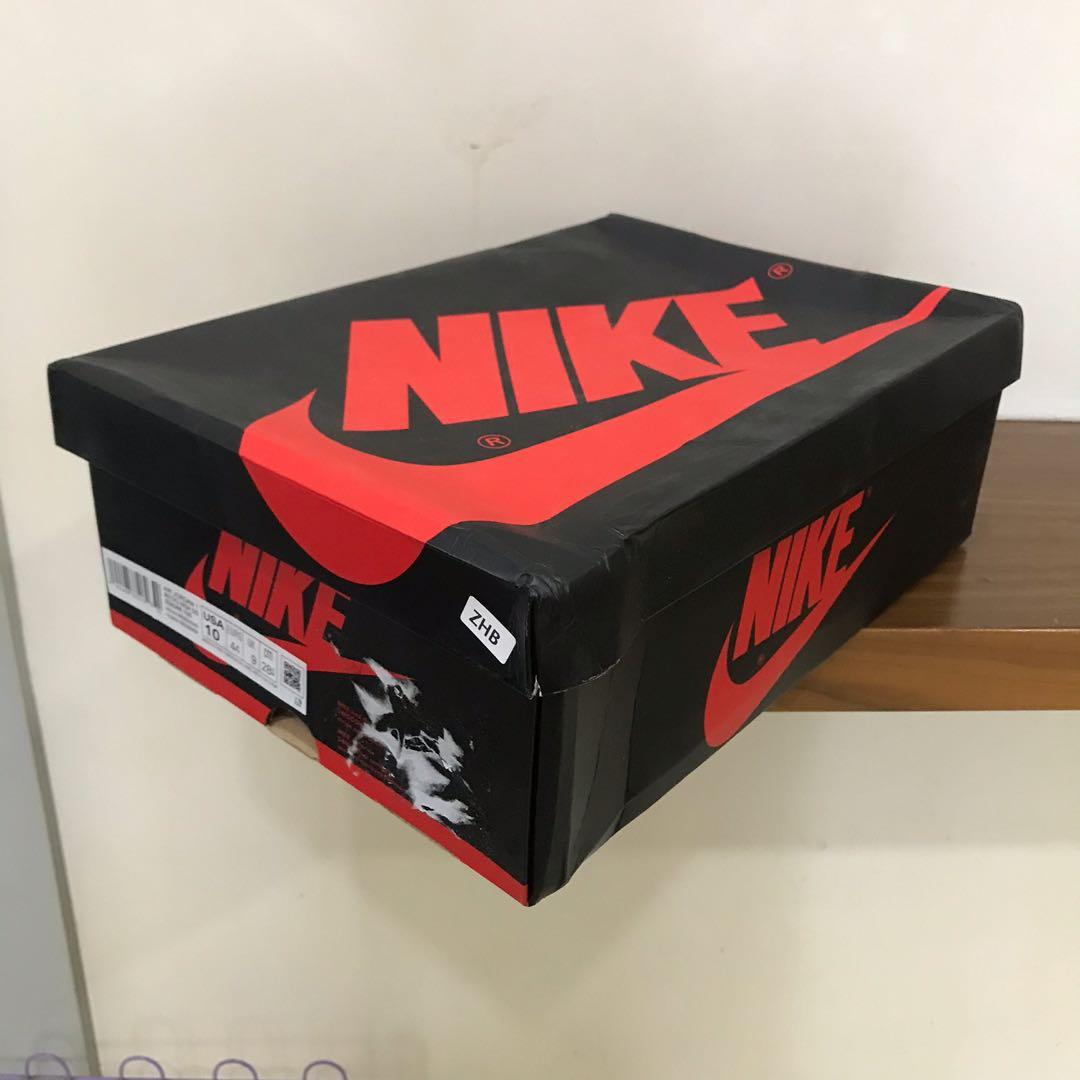 air jordan 1 mocha footaction