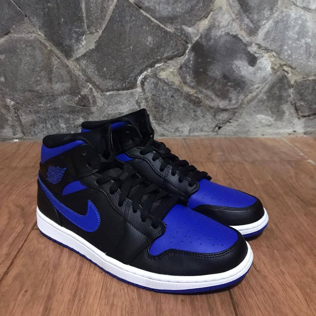 Air Jordan 1 Mid Royal Blue, Fesyen 