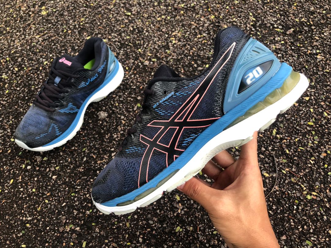 Gel nimbus 20 black azure hot sale