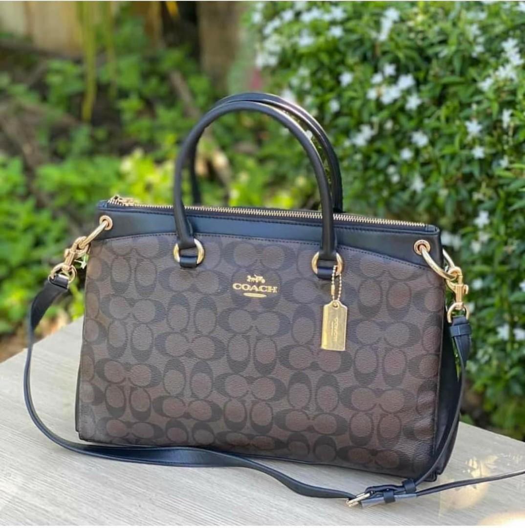 Authentic Coach Bag with long strap (Category: Luxury Bags & Wallets) located in Santa Cruz. Submitted by janelovebagswatchesshoesph (Listing ID 1132237235, Image 2). Description: with complete inclusion.