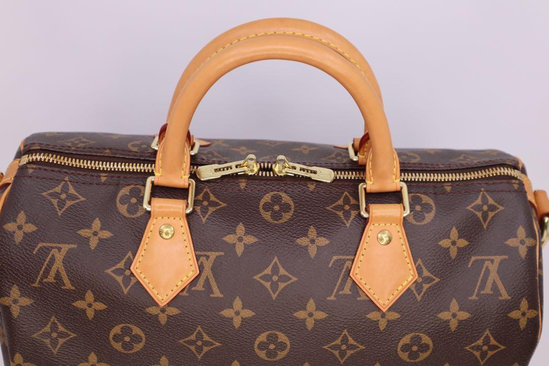 Authentic LOUIS VUITTON Speedy B 30 Monogram Handbag/ Shoulder Bag, Luxury,  Bags & Wallets on Carousell