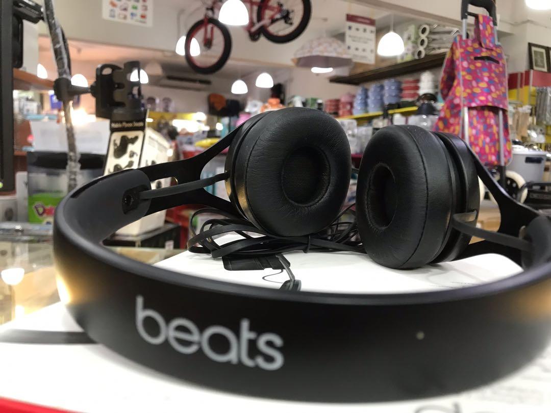 BEATS EP By Dr. Dre A1746 On Ear Headphone