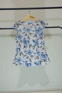 blouse biru