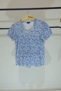Blouse bunga biru