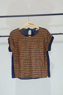 blouse kotak coklat mirip leopard