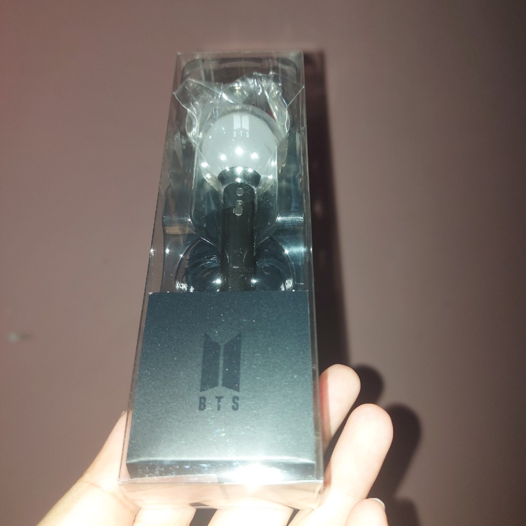 BTS Official Lightstick pen SE Ver Onhand, Hobbies & Toys, Memorabilia & Collectibles, KWave on