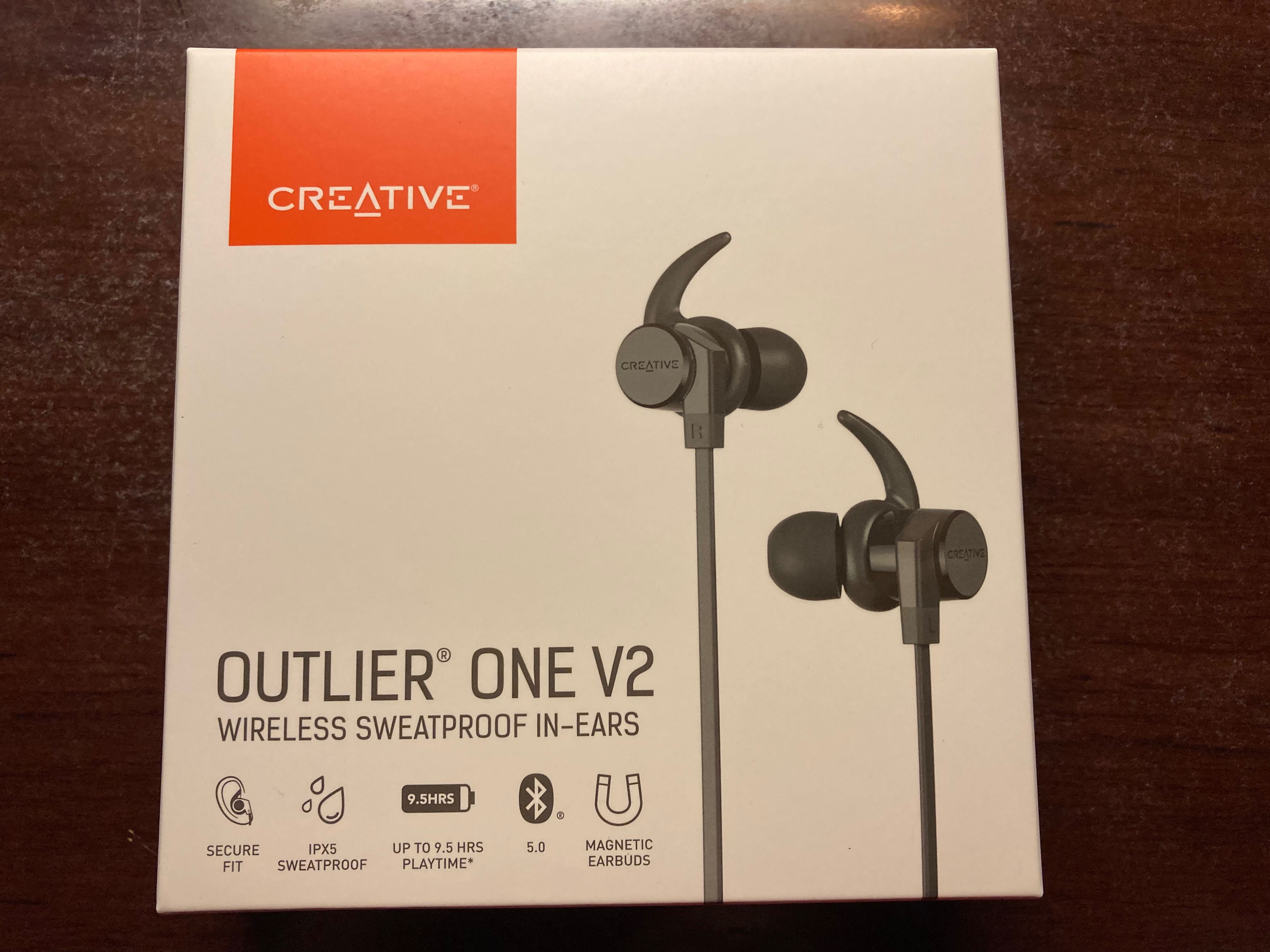 Creative outlier one v2 outlet