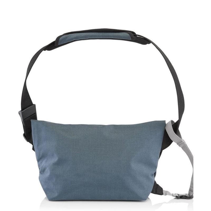 Crumpler Comfort zone Large Messenger Bag, Men's Fashion, Bags, Sling