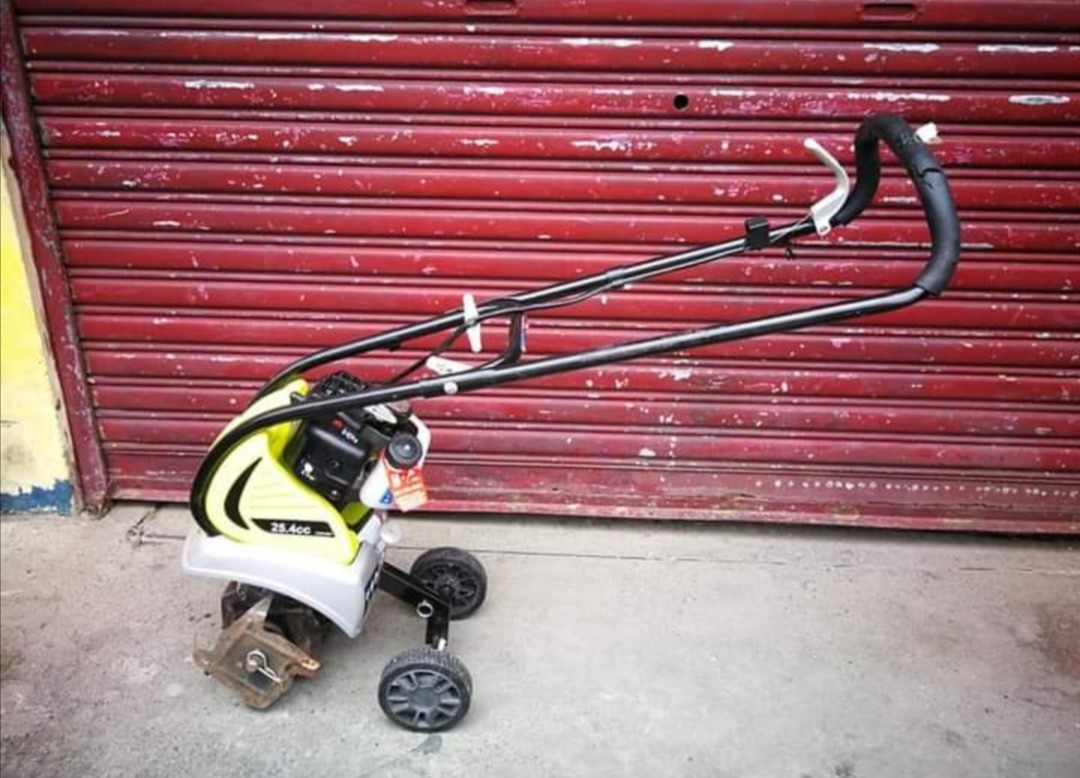 Cultivator - Ryobi gasoline engine 