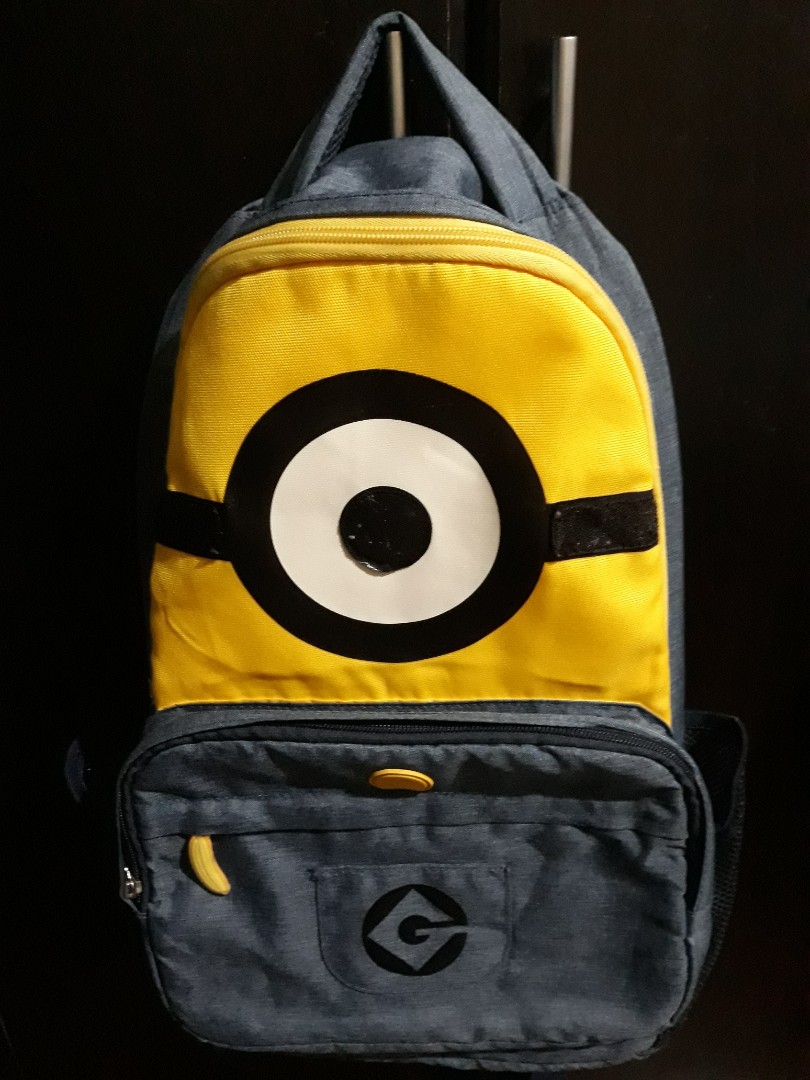 Delsey minion backpack deals