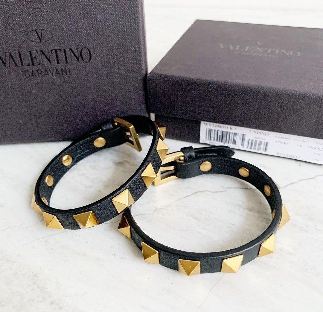 fake valentino bracelet