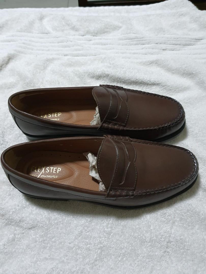 Bass flex step loafer top