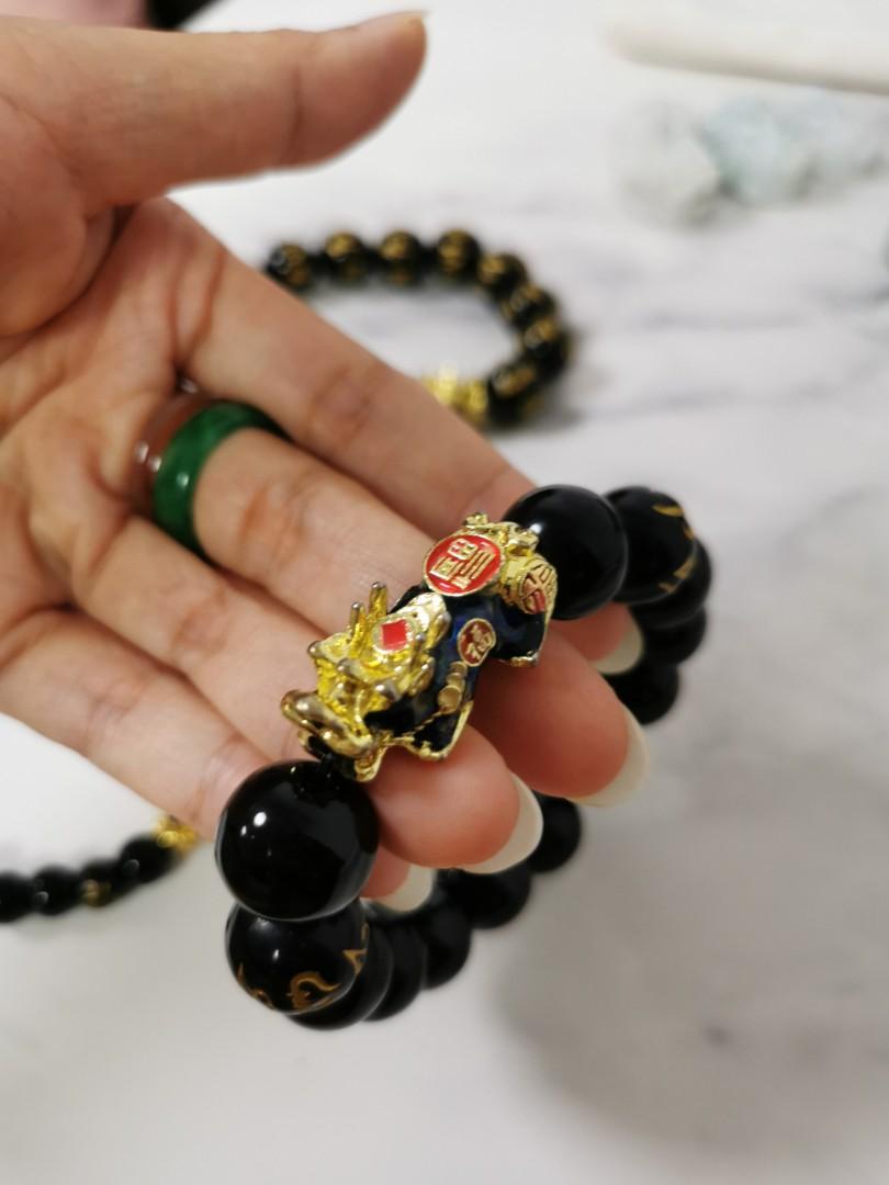 Gold Pixiu black onyx beaded bracelet Women s