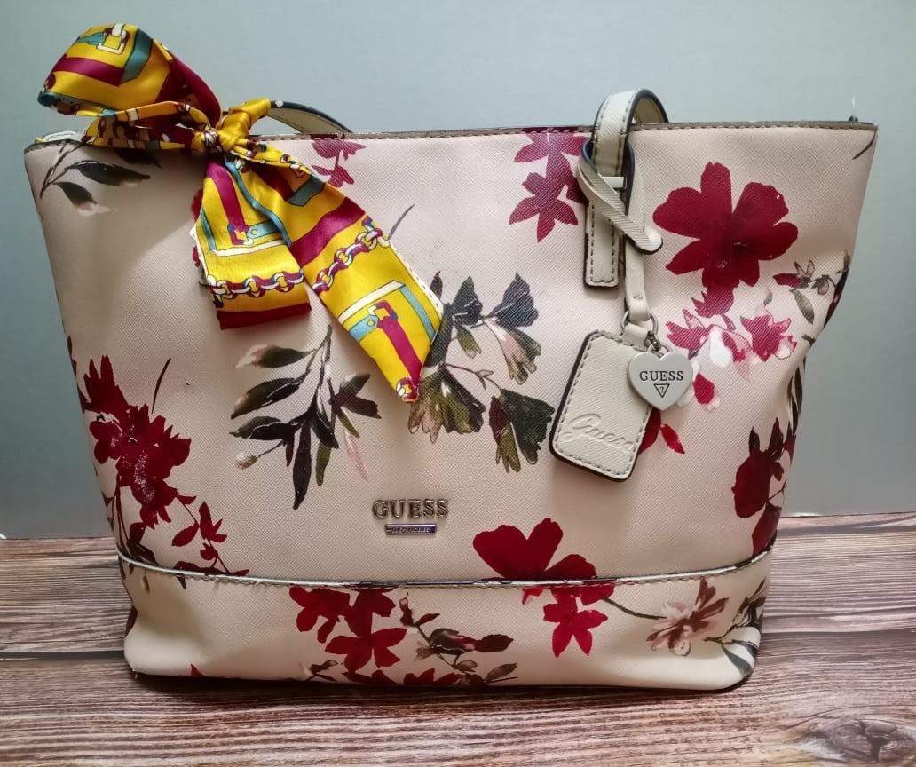 Guess Clarke Carryall Tote Bag Women s Fashion Bags Wallets