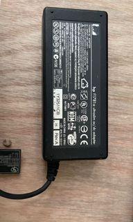 HP F1781a ultra slim ac/dc adapter charger for laptop