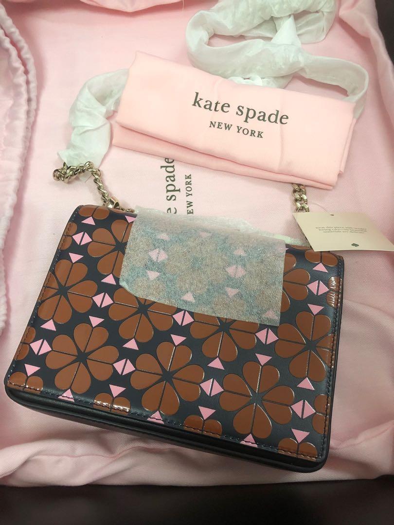 Kate Spade New York small convertible chain crossbody handbag, Women's  Fashion, Bags & Wallets, Purses & Pouches on Carousell