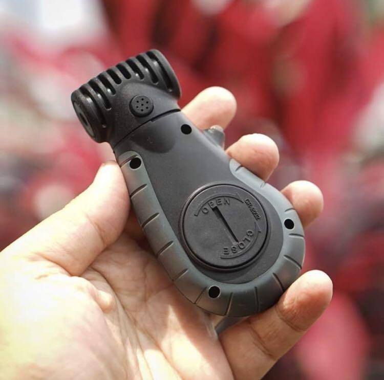 LifeLine Digital Bike Pressure Gauge Bicycle Tire / Fork / Suspension Gauge, Sports Equipment