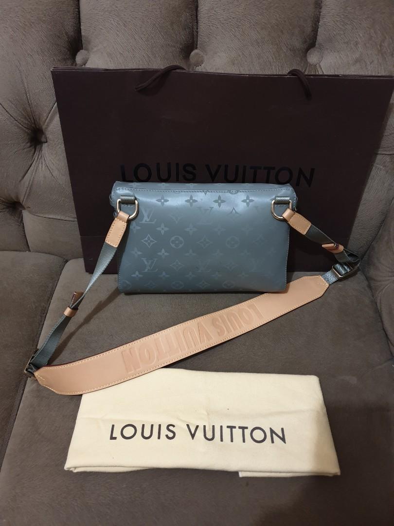 Louis Vuitton Monogram Titanium Multiple Wallet, Fesyen Pria, Tas