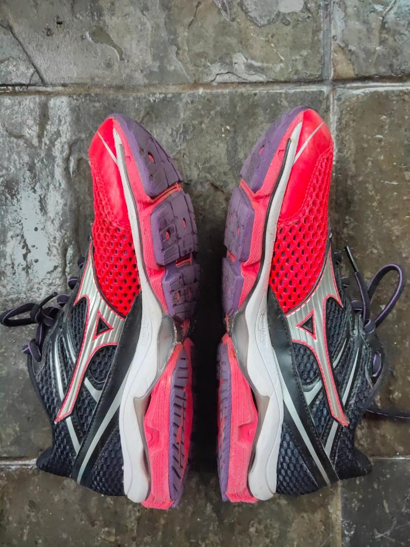 Mizuno enigma womens deals