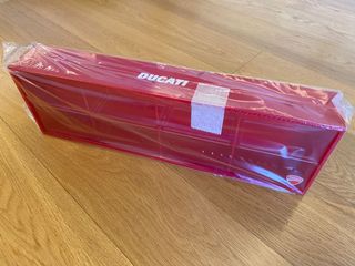 （分類：）位於 。 由 davebigham 提交（商品編號 1132217988，圖片 1）。簡介： 。